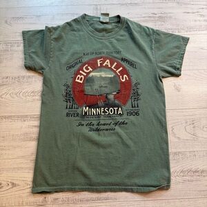 Gildan Green Short Sleeve Tee with Graphic Design